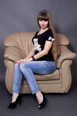 N.5624
Yulia
41 anni
165 cm
Moscow