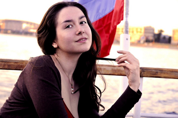 N.5668
Elena
31 anni
176 cm
Moscow