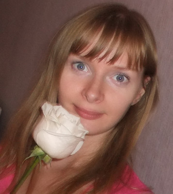 N.5791
Elena
40 anni
168 cm
Kirovsk