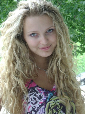 N.5854
Svetlana
42 anni
166 cm
Saint Petersburg