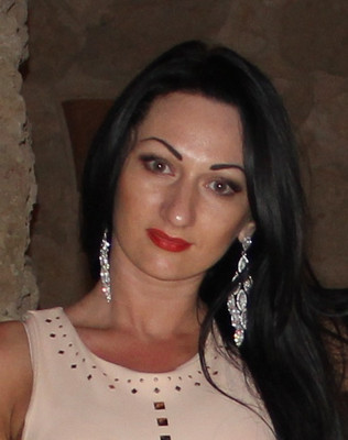 N.5869
Olesya
41 anni
165 cm
Volgograd