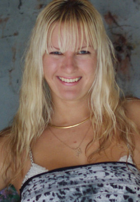 N.5871
Polina
44 anni
175 cm
Vladivostok