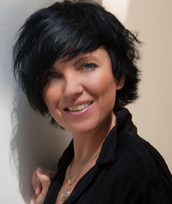 N.6001
Svetlana
54 anni
168 cm
Moscow