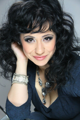 N.6017
Ekaterina
38 anni
162 cm
Saint Petersburg