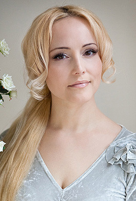 N.6110
Marina
51 anni
168 cm
Donetsk
