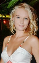 N.6195
Polina
35 anni
175 cm
Kharkov