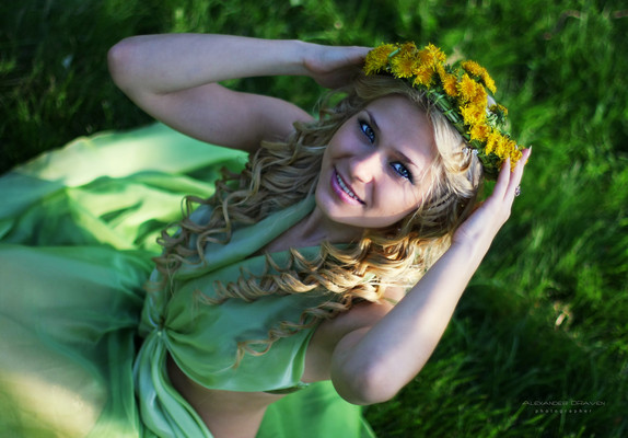 N.6233
Aleksandra
33 anni
160 cm
Moscow