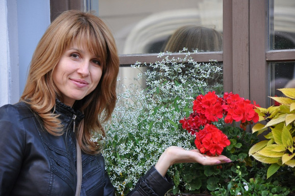 N.6289
Tatiana
50 anni
175 cm
Chernigov
