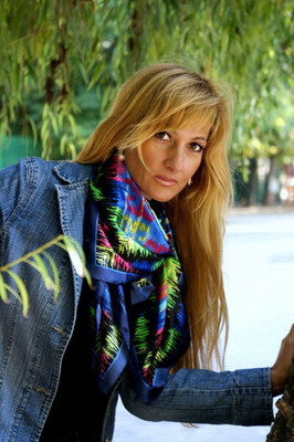 N.6319
Yulia
48 anni
165 cm
Rostov na Donu