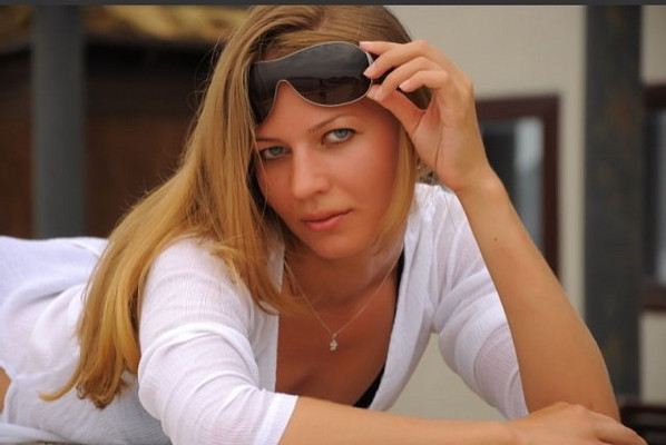 N.6384
Elena
43 anni
178 cm
Krasnoyarsk
