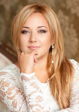 N.6404
Nika
44 anni
168 cm
Moscow