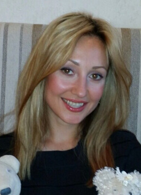 N.6453
Ekaterina
44 anni
165 cm
Saint Petersburg