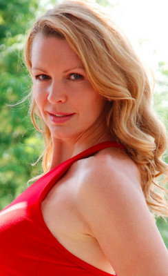 N.6472
Lyubov
48 anni
176 cm
Kiev