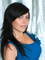 N.6487
Yulia
40 anni
165 cm
Dnepropetrovsk