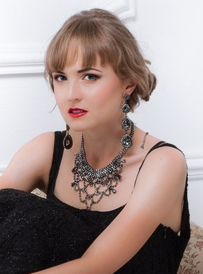 N.6546
Vera
38 anni
178 cm
Moscow