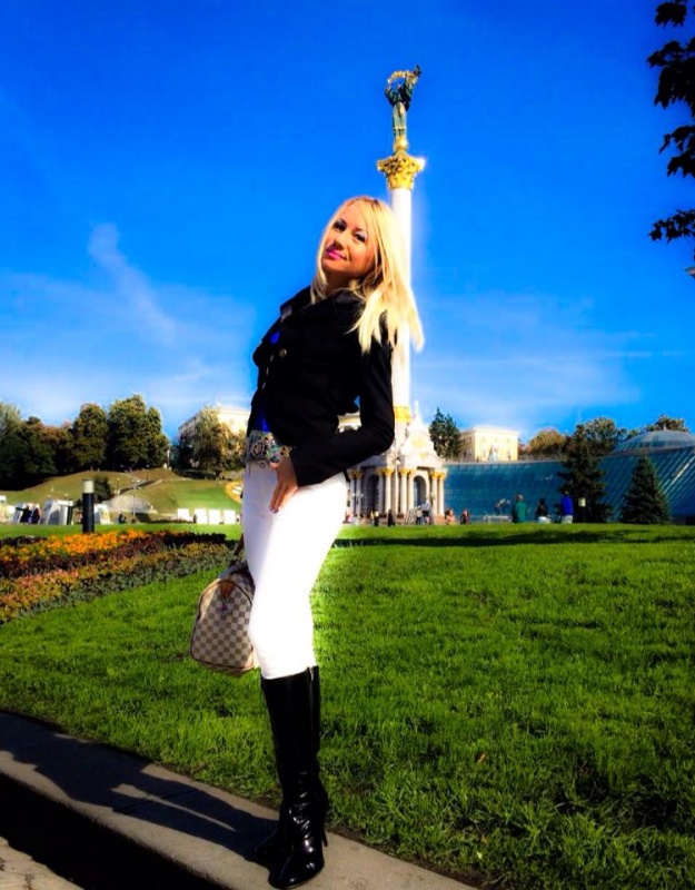 N.6787
Anastasia
41 anni
167 cm
Kiev