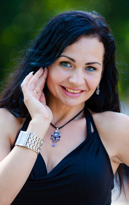 N.6804
Yulia
54 anni
173 cm
Cherkassy