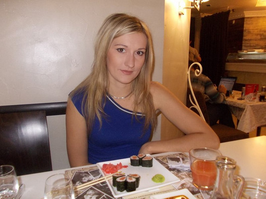 N.6817
Elena
41 anni
165 cm
Mariupol