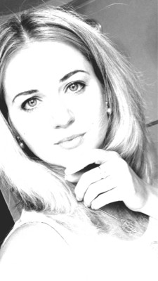 N.6827
Lyubov
44 anni
173 cm
Odessa