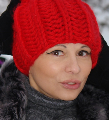 N.6924
Olesya
45 anni
163 cm
Kiev
