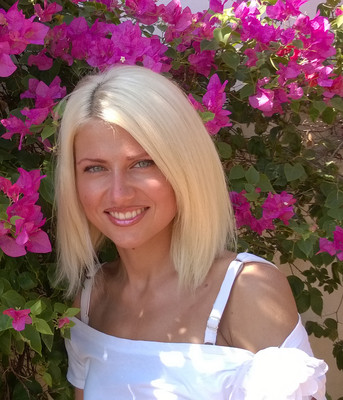 N.6945
Natalia
35 anni
172 cm
Kharkov