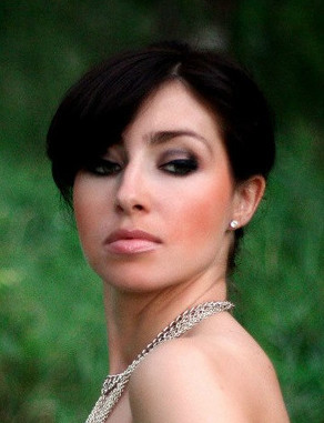 N.6959
Irina
39 anni
167 cm
Vinnitsa