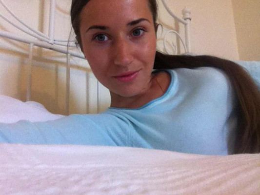 N.7016
Tatiana
36 anni
160 cm
Saint Petersburg