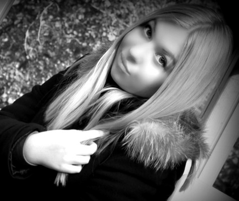 N.7042
Angelika
28 anni
171 cm
Novosibirsk