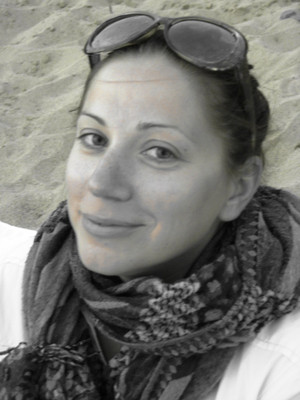N.7047
Elena
45 anni
160 cm
Kiev