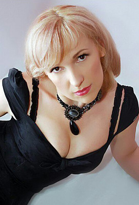 N.7089
Irina
49 anni
176 cm
Kiev