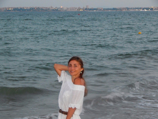 N.7113
Irina
42 anni
161 cm
Saint Petersburg
