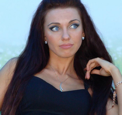 N.7139
Anna
40 anni
172 cm
Moscow
