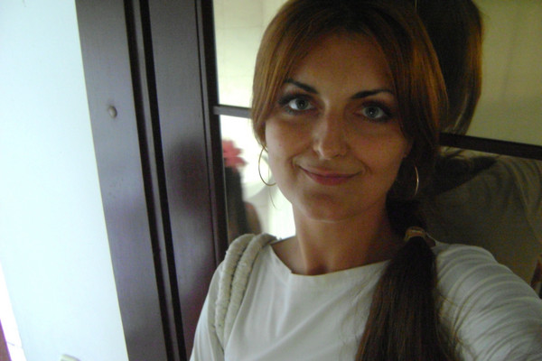 N.7157
Yulia
45 anni
178 cm
Dnepropetrovsk
