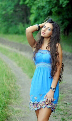 N.7204
Alena
31 anni
170 cm
Kiev