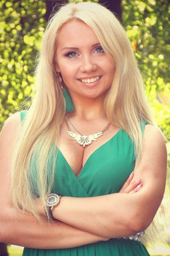 N.7259
Svetlana
44 anni
171 cm
Saint Petersburg