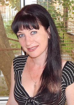 N.7431
Irina
48 anni
170 cm
Vinnitsa