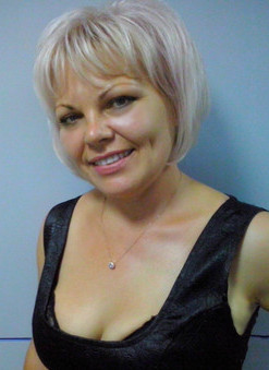 N.7439
Elena
53 anni
165 cm
Kherson