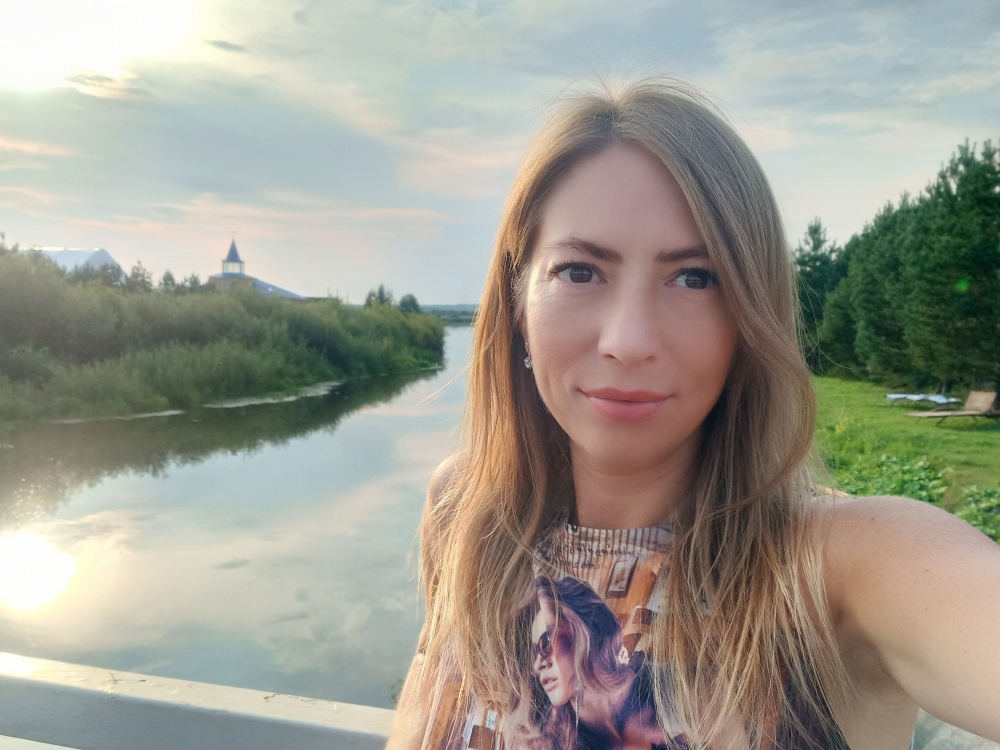 N.7463
Ksenia
41 anni
162 cm
Ekaterinburg
