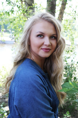 N.7634
Elena
33 anni
165 cm
Yaroslavl