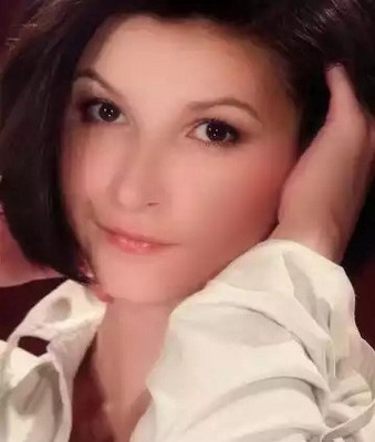 N.7696
Oksana
50 anni
165 cm
Kemerovo