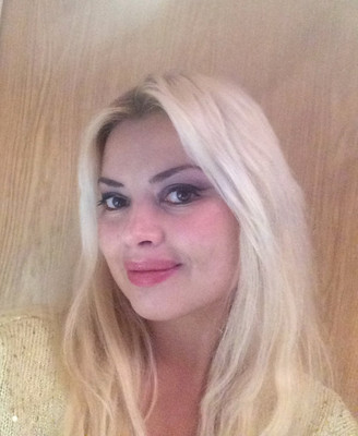 N.7892
Ekaterina
44 anni
167 cm
Moscow
