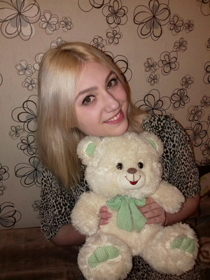 N.7939
Yulia
39 anni
175 cm
Togliatti