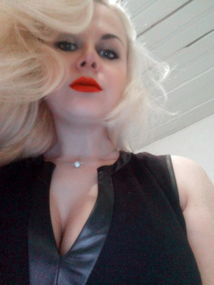 N.7957
Elvira
39 anni
168 cm
Moscow