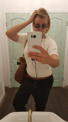 N.8030
Angelika
45 anni
178 cm
Mariupol