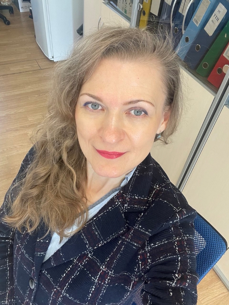 N.8262
Olga
48 anni
168 cm
Moscow