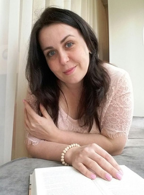 N.8294
Nelli
45 anni
160 cm
Yaroslavl