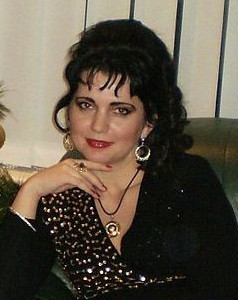 N.8331
Yulia
53 anni
170 cm
Kiev