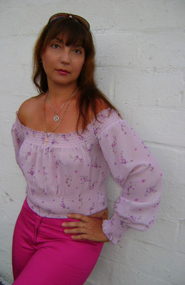 N.8336
Valeria
52 anni
165 cm
Kotelva
