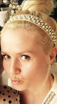 N.8343
Janine
46 anni
160 cm
Arkhangelsk