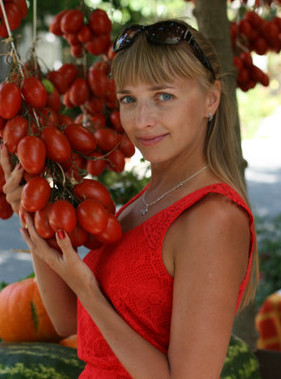 N.8353
Svetlana
42 anni
165 cm
Perm